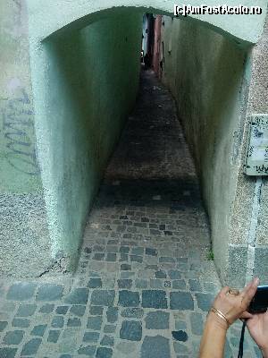 [P18] Inaltimea Strazii Sforii nu depaseste 1,85 m, 'atentie la cap! '.  » foto by dorgo
 - 
<span class="allrVoted glyphicon glyphicon-heart hidden" id="av660364"></span>
<a class="m-l-10 hidden" id="sv660364" onclick="voting_Foto_DelVot(,660364,3615)" role="button">șterge vot <span class="glyphicon glyphicon-remove"></span></a>
<a id="v9660364" class=" c-red"  onclick="voting_Foto_SetVot(660364)" role="button"><span class="glyphicon glyphicon-heart-empty"></span> <b>LIKE</b> = Votează poza</a> <img class="hidden"  id="f660364W9" src="/imagini/loader.gif" border="0" /><span class="AjErrMes hidden" id="e660364ErM"></span>