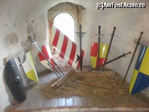 [P02] Suntem in Turnul Alb, unde are loc o expozitie de arme si scuturi medievale » foto by dorgo
 - 
<span class="allrVoted glyphicon glyphicon-heart hidden" id="av660336"></span>
<a class="m-l-10 hidden" id="sv660336" onclick="voting_Foto_DelVot(,660336,3615)" role="button">șterge vot <span class="glyphicon glyphicon-remove"></span></a>
<a id="v9660336" class=" c-red"  onclick="voting_Foto_SetVot(660336)" role="button"><span class="glyphicon glyphicon-heart-empty"></span> <b>LIKE</b> = Votează poza</a> <img class="hidden"  id="f660336W9" src="/imagini/loader.gif" border="0" /><span class="AjErrMes hidden" id="e660336ErM"></span>