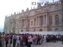 [P05] multimea ce se pregatea sa intre la spectacolul de lumini si sunet la fantanile de la la Versailles » foto by kmy
 - 
<span class="allrVoted glyphicon glyphicon-heart hidden" id="av101824"></span>
<a class="m-l-10 hidden" id="sv101824" onclick="voting_Foto_DelVot(,101824,3618)" role="button">șterge vot <span class="glyphicon glyphicon-remove"></span></a>
<a id="v9101824" class=" c-red"  onclick="voting_Foto_SetVot(101824)" role="button"><span class="glyphicon glyphicon-heart-empty"></span> <b>LIKE</b> = Votează poza</a> <img class="hidden"  id="f101824W9" src="/imagini/loader.gif" border="0" /><span class="AjErrMes hidden" id="e101824ErM"></span>