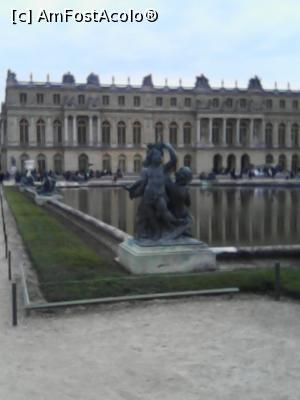 [P03] un colt de palat versailles...  » foto by Mihaela G.
 - 
<span class="allrVoted glyphicon glyphicon-heart hidden" id="av723557"></span>
<a class="m-l-10 hidden" id="sv723557" onclick="voting_Foto_DelVot(,723557,3618)" role="button">șterge vot <span class="glyphicon glyphicon-remove"></span></a>
<a id="v9723557" class=" c-red"  onclick="voting_Foto_SetVot(723557)" role="button"><span class="glyphicon glyphicon-heart-empty"></span> <b>LIKE</b> = Votează poza</a> <img class="hidden"  id="f723557W9" src="/imagini/loader.gif" border="0" /><span class="AjErrMes hidden" id="e723557ErM"></span>