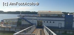 [P38] Vaporul plutitor de la Ruse, Restaurantul La Ponton. » foto by Aurici
 - 
<span class="allrVoted glyphicon glyphicon-heart hidden" id="av1206525"></span>
<a class="m-l-10 hidden" id="sv1206525" onclick="voting_Foto_DelVot(,1206525,3620)" role="button">șterge vot <span class="glyphicon glyphicon-remove"></span></a>
<a id="v91206525" class=" c-red"  onclick="voting_Foto_SetVot(1206525)" role="button"><span class="glyphicon glyphicon-heart-empty"></span> <b>LIKE</b> = Votează poza</a> <img class="hidden"  id="f1206525W9" src="/imagini/loader.gif" border="0" /><span class="AjErrMes hidden" id="e1206525ErM"></span>