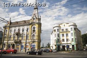 P04 [JUN-2016] palatul Berde in stanga, fostul hotel Astoria, acum centrul Camerei de Comert in dreapta