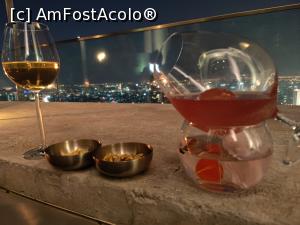 [P12] Lebua at State Tower; Distil Bar » foto by crismis
 - 
<span class="allrVoted glyphicon glyphicon-heart hidden" id="av1364453"></span>
<a class="m-l-10 hidden" id="sv1364453" onclick="voting_Foto_DelVot(,1364453,3625)" role="button">șterge vot <span class="glyphicon glyphicon-remove"></span></a>
<a id="v91364453" class=" c-red"  onclick="voting_Foto_SetVot(1364453)" role="button"><span class="glyphicon glyphicon-heart-empty"></span> <b>LIKE</b> = Votează poza</a> <img class="hidden"  id="f1364453W9" src="/imagini/loader.gif" border="0" /><span class="AjErrMes hidden" id="e1364453ErM"></span>