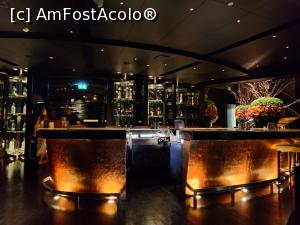 [P15] Lebua at State Tower; Distil Bar (interior) » foto by crismis
 - 
<span class="allrVoted glyphicon glyphicon-heart hidden" id="av1364456"></span>
<a class="m-l-10 hidden" id="sv1364456" onclick="voting_Foto_DelVot(,1364456,3625)" role="button">șterge vot <span class="glyphicon glyphicon-remove"></span></a>
<a id="v91364456" class=" c-red"  onclick="voting_Foto_SetVot(1364456)" role="button"><span class="glyphicon glyphicon-heart-empty"></span> <b>LIKE</b> = Votează poza</a> <img class="hidden"  id="f1364456W9" src="/imagini/loader.gif" border="0" /><span class="AjErrMes hidden" id="e1364456ErM"></span>
