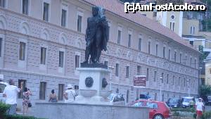 [P34] Statuia lui Hercule » foto by turistul_mihnea
 - 
<span class="allrVoted glyphicon glyphicon-heart hidden" id="av703494"></span>
<a class="m-l-10 hidden" id="sv703494" onclick="voting_Foto_DelVot(,703494,3645)" role="button">șterge vot <span class="glyphicon glyphicon-remove"></span></a>
<a id="v9703494" class=" c-red"  onclick="voting_Foto_SetVot(703494)" role="button"><span class="glyphicon glyphicon-heart-empty"></span> <b>LIKE</b> = Votează poza</a> <img class="hidden"  id="f703494W9" src="/imagini/loader.gif" border="0" /><span class="AjErrMes hidden" id="e703494ErM"></span>