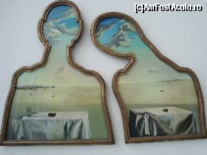 [P11] Salvador Dali -Couple aux tetes pleines de nuages, cu două contururi, ale lui Dali și ale Galei, cei doi îsi spun rugăciunea de seară pe un cămp.  » foto by mireille
 - 
<span class="allrVoted glyphicon glyphicon-heart hidden" id="av618978"></span>
<a class="m-l-10 hidden" id="sv618978" onclick="voting_Foto_DelVot(,618978,3679)" role="button">șterge vot <span class="glyphicon glyphicon-remove"></span></a>
<a id="v9618978" class=" c-red"  onclick="voting_Foto_SetVot(618978)" role="button"><span class="glyphicon glyphicon-heart-empty"></span> <b>LIKE</b> = Votează poza</a> <img class="hidden"  id="f618978W9" src="/imagini/loader.gif" border="0" /><span class="AjErrMes hidden" id="e618978ErM"></span>