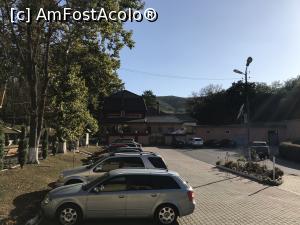 [P16] Parcarea hotelului » foto by bubica*
 - 
<span class="allrVoted glyphicon glyphicon-heart hidden" id="av1125846"></span>
<a class="m-l-10 hidden" id="sv1125846" onclick="voting_Foto_DelVot(,1125846,3690)" role="button">șterge vot <span class="glyphicon glyphicon-remove"></span></a>
<a id="v91125846" class=" c-red"  onclick="voting_Foto_SetVot(1125846)" role="button"><span class="glyphicon glyphicon-heart-empty"></span> <b>LIKE</b> = Votează poza</a> <img class="hidden"  id="f1125846W9" src="/imagini/loader.gif" border="0" /><span class="AjErrMes hidden" id="e1125846ErM"></span>