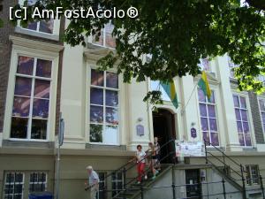 [P28] Palatul regalLange Voorhut, devenit muzeul Escher, dedicat operei unui artist grafic olandez.  » foto by mireille
 - 
<span class="allrVoted glyphicon glyphicon-heart hidden" id="av949371"></span>
<a class="m-l-10 hidden" id="sv949371" onclick="voting_Foto_DelVot(,949371,3707)" role="button">șterge vot <span class="glyphicon glyphicon-remove"></span></a>
<a id="v9949371" class=" c-red"  onclick="voting_Foto_SetVot(949371)" role="button"><span class="glyphicon glyphicon-heart-empty"></span> <b>LIKE</b> = Votează poza</a> <img class="hidden"  id="f949371W9" src="/imagini/loader.gif" border="0" /><span class="AjErrMes hidden" id="e949371ErM"></span>