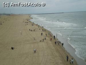 [P01] Iată și Marea Nordului. Puțină lume pe plajă, nimeni nu face baie, nici măcar plajă. <p> Erau numai +13 gr. C iar vântul rece al M. Nordului făcea temp. resimțită și mai mică.  » foto by Mihai18
 - 
<span class="allrVoted glyphicon glyphicon-heart hidden" id="av942357"></span>
<a class="m-l-10 hidden" id="sv942357" onclick="voting_Foto_DelVot(,942357,3707)" role="button">șterge vot <span class="glyphicon glyphicon-remove"></span></a>
<a id="v9942357" class=" c-red"  onclick="voting_Foto_SetVot(942357)" role="button"><span class="glyphicon glyphicon-heart-empty"></span> <b>LIKE</b> = Votează poza</a> <img class="hidden"  id="f942357W9" src="/imagini/loader.gif" border="0" /><span class="AjErrMes hidden" id="e942357ErM"></span>
