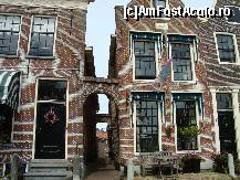 [P07] Arhitectura medievala -portic ce uneste doua case » foto by mireille
 - 
<span class="allrVoted glyphicon glyphicon-heart hidden" id="av448723"></span>
<a class="m-l-10 hidden" id="sv448723" onclick="voting_Foto_DelVot(,448723,3710)" role="button">șterge vot <span class="glyphicon glyphicon-remove"></span></a>
<a id="v9448723" class=" c-red"  onclick="voting_Foto_SetVot(448723)" role="button"><span class="glyphicon glyphicon-heart-empty"></span> <b>LIKE</b> = Votează poza</a> <img class="hidden"  id="f448723W9" src="/imagini/loader.gif" border="0" /><span class="AjErrMes hidden" id="e448723ErM"></span>