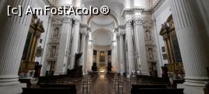 [P13] Bologna, Chiesa del Santissimo Salvatore, Interior, Naosul mare și luminos cu coloane și statui » foto by mprofeanu
 - 
<span class="allrVoted glyphicon glyphicon-heart hidden" id="av1352885"></span>
<a class="m-l-10 hidden" id="sv1352885" onclick="voting_Foto_DelVot(,1352885,3721)" role="button">șterge vot <span class="glyphicon glyphicon-remove"></span></a>
<a id="v91352885" class=" c-red"  onclick="voting_Foto_SetVot(1352885)" role="button"><span class="glyphicon glyphicon-heart-empty"></span> <b>LIKE</b> = Votează poza</a> <img class="hidden"  id="f1352885W9" src="/imagini/loader.gif" border="0" /><span class="AjErrMes hidden" id="e1352885ErM"></span>