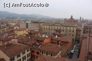 [P47] Bologna (La Città rossa), Acoperișurile roșii ale orașului văzut din Torre dell'Orologio » foto by mprofeanu
 - 
<span class="allrVoted glyphicon glyphicon-heart hidden" id="av1352919"></span>
<a class="m-l-10 hidden" id="sv1352919" onclick="voting_Foto_DelVot(,1352919,3721)" role="button">șterge vot <span class="glyphicon glyphicon-remove"></span></a>
<a id="v91352919" class=" c-red"  onclick="voting_Foto_SetVot(1352919)" role="button"><span class="glyphicon glyphicon-heart-empty"></span> <b>LIKE</b> = Votează poza</a> <img class="hidden"  id="f1352919W9" src="/imagini/loader.gif" border="0" /><span class="AjErrMes hidden" id="e1352919ErM"></span>