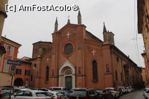 [P74] Bologna, Basilica di San Martino văzută din Via Guglielmo Oberdan » foto by mprofeanu
 - 
<span class="allrVoted glyphicon glyphicon-heart hidden" id="av1352946"></span>
<a class="m-l-10 hidden" id="sv1352946" onclick="voting_Foto_DelVot(,1352946,3721)" role="button">șterge vot <span class="glyphicon glyphicon-remove"></span></a>
<a id="v91352946" class=" c-red"  onclick="voting_Foto_SetVot(1352946)" role="button"><span class="glyphicon glyphicon-heart-empty"></span> <b>LIKE</b> = Votează poza</a> <img class="hidden"  id="f1352946W9" src="/imagini/loader.gif" border="0" /><span class="AjErrMes hidden" id="e1352946ErM"></span>