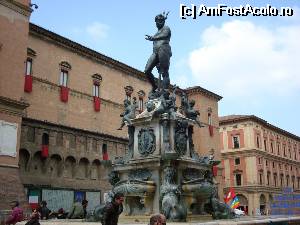 [P03] Piazza Magiore » foto by Alesana29
 - 
<span class="allrVoted glyphicon glyphicon-heart hidden" id="av511961"></span>
<a class="m-l-10 hidden" id="sv511961" onclick="voting_Foto_DelVot(,511961,3721)" role="button">șterge vot <span class="glyphicon glyphicon-remove"></span></a>
<a id="v9511961" class=" c-red"  onclick="voting_Foto_SetVot(511961)" role="button"><span class="glyphicon glyphicon-heart-empty"></span> <b>LIKE</b> = Votează poza</a> <img class="hidden"  id="f511961W9" src="/imagini/loader.gif" border="0" /><span class="AjErrMes hidden" id="e511961ErM"></span>
