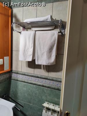[P15] Hotel Iadolina - Stâna de Vale - camera dubla 104, etaj I » foto by creivean
 - 
<span class="allrVoted glyphicon glyphicon-heart hidden" id="av1306755"></span>
<a class="m-l-10 hidden" id="sv1306755" onclick="voting_Foto_DelVot(,1306755,3764)" role="button">șterge vot <span class="glyphicon glyphicon-remove"></span></a>
<a id="v91306755" class=" c-red"  onclick="voting_Foto_SetVot(1306755)" role="button"><span class="glyphicon glyphicon-heart-empty"></span> <b>LIKE</b> = Votează poza</a> <img class="hidden"  id="f1306755W9" src="/imagini/loader.gif" border="0" /><span class="AjErrMes hidden" id="e1306755ErM"></span>