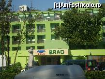 [P46] Intrarea la Hotel Brad, clasificat la 4 stele aici în Eforie Nord !!! » foto by RobertCodescu
 - 
<span class="allrVoted glyphicon glyphicon-heart hidden" id="av246030"></span>
<a class="m-l-10 hidden" id="sv246030" onclick="voting_Foto_DelVot(,246030,3771)" role="button">șterge vot <span class="glyphicon glyphicon-remove"></span></a>
<a id="v9246030" class=" c-red"  onclick="voting_Foto_SetVot(246030)" role="button"><span class="glyphicon glyphicon-heart-empty"></span> <b>LIKE</b> = Votează poza</a> <img class="hidden"  id="f246030W9" src="/imagini/loader.gif" border="0" /><span class="AjErrMes hidden" id="e246030ErM"></span>