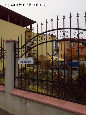 [P07] Eforie Nord, de pe Strada I. G. Duca, după colț, Total-Turism-Tur srl Str. Rubin nr. 13-15, vis-a-vis de Teatrul de Vară...  » foto by danaeldreny*
 - 
<span class="allrVoted glyphicon glyphicon-heart hidden" id="av885408"></span>
<a class="m-l-10 hidden" id="sv885408" onclick="voting_Foto_DelVot(,885408,3771)" role="button">șterge vot <span class="glyphicon glyphicon-remove"></span></a>
<a id="v9885408" class=" c-red"  onclick="voting_Foto_SetVot(885408)" role="button"><span class="glyphicon glyphicon-heart-empty"></span> <b>LIKE</b> = Votează poza</a> <img class="hidden"  id="f885408W9" src="/imagini/loader.gif" border="0" /><span class="AjErrMes hidden" id="e885408ErM"></span>