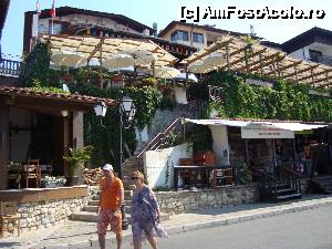 [P01] Am intalnit acolo niste taverne 'speciale'-cumva... suspendate, adica jos se vede o taverna iar deasupra daca urcati pe scari e alte... creeaza un efect mirific » foto by danadana*
 - 
<span class="allrVoted glyphicon glyphicon-heart hidden" id="av499033"></span>
<a class="m-l-10 hidden" id="sv499033" onclick="voting_Foto_DelVot(,499033,3774)" role="button">șterge vot <span class="glyphicon glyphicon-remove"></span></a>
<a id="v9499033" class=" c-red"  onclick="voting_Foto_SetVot(499033)" role="button"><span class="glyphicon glyphicon-heart-empty"></span> <b>LIKE</b> = Votează poza</a> <img class="hidden"  id="f499033W9" src="/imagini/loader.gif" border="0" /><span class="AjErrMes hidden" id="e499033ErM"></span>