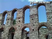 [P12] biserica sfanta Sofia - se observa modul de costructie a arcadelor si tipul de materiale folosite » foto by essib*
 - 
<span class="allrVoted glyphicon glyphicon-heart hidden" id="av289158"></span>
<a class="m-l-10 hidden" id="sv289158" onclick="voting_Foto_DelVot(,289158,3774)" role="button">șterge vot <span class="glyphicon glyphicon-remove"></span></a>
<a id="v9289158" class=" c-red"  onclick="voting_Foto_SetVot(289158)" role="button"><span class="glyphicon glyphicon-heart-empty"></span> <b>LIKE</b> = Votează poza</a> <img class="hidden"  id="f289158W9" src="/imagini/loader.gif" border="0" /><span class="AjErrMes hidden" id="e289158ErM"></span>