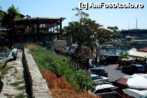 [P13] În dreapta portul iar în față restaurantul de care vorbeam referitor la Nunta 'Nessebărească'... nice!  » foto by le_maitre
 - 
<span class="allrVoted glyphicon glyphicon-heart hidden" id="av483520"></span>
<a class="m-l-10 hidden" id="sv483520" onclick="voting_Foto_DelVot(,483520,3774)" role="button">șterge vot <span class="glyphicon glyphicon-remove"></span></a>
<a id="v9483520" class=" c-red"  onclick="voting_Foto_SetVot(483520)" role="button"><span class="glyphicon glyphicon-heart-empty"></span> <b>LIKE</b> = Votează poza</a> <img class="hidden"  id="f483520W9" src="/imagini/loader.gif" border="0" /><span class="AjErrMes hidden" id="e483520ErM"></span>