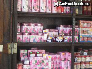 [P09] suvenirurile cu... miros de trandafiri » foto by kiwivik
 - 
<span class="allrVoted glyphicon glyphicon-heart hidden" id="av461035"></span>
<a class="m-l-10 hidden" id="sv461035" onclick="voting_Foto_DelVot(,461035,3774)" role="button">șterge vot <span class="glyphicon glyphicon-remove"></span></a>
<a id="v9461035" class=" c-red"  onclick="voting_Foto_SetVot(461035)" role="button"><span class="glyphicon glyphicon-heart-empty"></span> <b>LIKE</b> = Votează poza</a> <img class="hidden"  id="f461035W9" src="/imagini/loader.gif" border="0" /><span class="AjErrMes hidden" id="e461035ErM"></span>