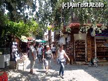 [P21] Suveniruri la orice pas in Nessebar » foto by pepsi70ro
 - 
<span class="allrVoted glyphicon glyphicon-heart hidden" id="av261734"></span>
<a class="m-l-10 hidden" id="sv261734" onclick="voting_Foto_DelVot(,261734,3774)" role="button">șterge vot <span class="glyphicon glyphicon-remove"></span></a>
<a id="v9261734" class=" c-red"  onclick="voting_Foto_SetVot(261734)" role="button"><span class="glyphicon glyphicon-heart-empty"></span> <b>LIKE</b> = Votează poza</a> <img class="hidden"  id="f261734W9" src="/imagini/loader.gif" border="0" /><span class="AjErrMes hidden" id="e261734ErM"></span>