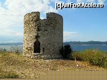 [P14] Unul din turnurile de aparare » foto by cristisch2003
 - 
<span class="allrVoted glyphicon glyphicon-heart hidden" id="av452594"></span>
<a class="m-l-10 hidden" id="sv452594" onclick="voting_Foto_DelVot(,452594,3774)" role="button">șterge vot <span class="glyphicon glyphicon-remove"></span></a>
<a id="v9452594" class=" c-red"  onclick="voting_Foto_SetVot(452594)" role="button"><span class="glyphicon glyphicon-heart-empty"></span> <b>LIKE</b> = Votează poza</a> <img class="hidden"  id="f452594W9" src="/imagini/loader.gif" border="0" /><span class="AjErrMes hidden" id="e452594ErM"></span>