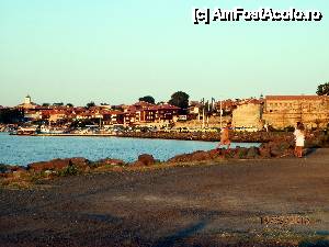 [P61] Nessebarul la apus » foto by cristisch2003
 - 
<span class="allrVoted glyphicon glyphicon-heart hidden" id="av458548"></span>
<a class="m-l-10 hidden" id="sv458548" onclick="voting_Foto_DelVot(,458548,3774)" role="button">șterge vot <span class="glyphicon glyphicon-remove"></span></a>
<a id="v9458548" class=" c-red"  onclick="voting_Foto_SetVot(458548)" role="button"><span class="glyphicon glyphicon-heart-empty"></span> <b>LIKE</b> = Votează poza</a> <img class="hidden"  id="f458548W9" src="/imagini/loader.gif" border="0" /><span class="AjErrMes hidden" id="e458548ErM"></span>