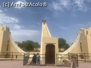 [P17] Jantar Mantar,Jaipur(observator stelar) » foto by AZE
 - 
<span class="allrVoted glyphicon glyphicon-heart hidden" id="av1424389"></span>
<a class="m-l-10 hidden" id="sv1424389" onclick="voting_Foto_DelVot(,1424389,3794)" role="button">șterge vot <span class="glyphicon glyphicon-remove"></span></a>
<a id="v91424389" class=" c-red"  onclick="voting_Foto_SetVot(1424389)" role="button"><span class="glyphicon glyphicon-heart-empty"></span> <b>LIKE</b> = Votează poza</a> <img class="hidden"  id="f1424389W9" src="/imagini/loader.gif" border="0" /><span class="AjErrMes hidden" id="e1424389ErM"></span>