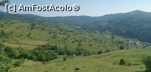 [P02] Nu știu ce sat se vede în vale, dar tare mi-ar plăcea să ajung la el, pe jos, într-o zi. » foto by Aurici
 - 
<span class="allrVoted glyphicon glyphicon-heart hidden" id="av1272990"></span>
<a class="m-l-10 hidden" id="sv1272990" onclick="voting_Foto_DelVot(,1272990,3798)" role="button">șterge vot <span class="glyphicon glyphicon-remove"></span></a>
<a id="v91272990" class=" c-red"  onclick="voting_Foto_SetVot(1272990)" role="button"><span class="glyphicon glyphicon-heart-empty"></span> <b>LIKE</b> = Votează poza</a> <img class="hidden"  id="f1272990W9" src="/imagini/loader.gif" border="0" /><span class="AjErrMes hidden" id="e1272990ErM"></span>