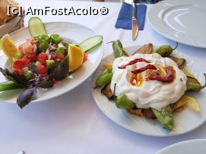 [P43] Fita Restaurant; cele două salate; cea cu iaurt excelentă!  » foto by crismis
 - 
<span class="allrVoted glyphicon glyphicon-heart hidden" id="av1115729"></span>
<a class="m-l-10 hidden" id="sv1115729" onclick="voting_Foto_DelVot(,1115729,3806)" role="button">șterge vot <span class="glyphicon glyphicon-remove"></span></a>
<a id="v91115729" class=" c-red"  onclick="voting_Foto_SetVot(1115729)" role="button"><span class="glyphicon glyphicon-heart-empty"></span> <b>LIKE</b> = Votează poza</a> <img class="hidden"  id="f1115729W9" src="/imagini/loader.gif" border="0" /><span class="AjErrMes hidden" id="e1115729ErM"></span>