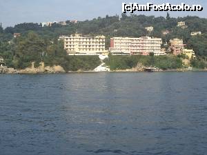 [P07] Alte hoteluri care se vad pe tarmul drept al insulei odata cu trecerea vaporului. » foto by mogly
 - 
<span class="allrVoted glyphicon glyphicon-heart hidden" id="av703573"></span>
<a class="m-l-10 hidden" id="sv703573" onclick="voting_Foto_DelVot(,703573,3807)" role="button">șterge vot <span class="glyphicon glyphicon-remove"></span></a>
<a id="v9703573" class=" c-red"  onclick="voting_Foto_SetVot(703573)" role="button"><span class="glyphicon glyphicon-heart-empty"></span> <b>LIKE</b> = Votează poza</a> <img class="hidden"  id="f703573W9" src="/imagini/loader.gif" border="0" /><span class="AjErrMes hidden" id="e703573ErM"></span>