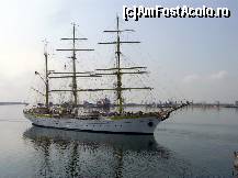 [P01] Bricul Mircea acostand in port. » foto by pepsi70ro
 - 
<span class="allrVoted glyphicon glyphicon-heart hidden" id="av111475"></span>
<a class="m-l-10 hidden" id="sv111475" onclick="voting_Foto_DelVot(,111475,3820)" role="button">șterge vot <span class="glyphicon glyphicon-remove"></span></a>
<a id="v9111475" class=" c-red"  onclick="voting_Foto_SetVot(111475)" role="button"><span class="glyphicon glyphicon-heart-empty"></span> <b>LIKE</b> = Votează poza</a> <img class="hidden"  id="f111475W9" src="/imagini/loader.gif" border="0" /><span class="AjErrMes hidden" id="e111475ErM"></span>