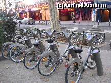 [P11] In Paris, aproape pe fiecare bulevard exista o banda ingusta,langa trotuar,pentru biciclisti. » foto by dorgo
 - 
<span class="allrVoted glyphicon glyphicon-heart hidden" id="av110538"></span>
<a class="m-l-10 hidden" id="sv110538" onclick="voting_Foto_DelVot(,110538,3827)" role="button">șterge vot <span class="glyphicon glyphicon-remove"></span></a>
<a id="v9110538" class=" c-red"  onclick="voting_Foto_SetVot(110538)" role="button"><span class="glyphicon glyphicon-heart-empty"></span> <b>LIKE</b> = Votează poza</a> <img class="hidden"  id="f110538W9" src="/imagini/loader.gif" border="0" /><span class="AjErrMes hidden" id="e110538ErM"></span>
