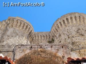 [P03] Cetatea orașului Rhodos » foto by vlado2
 - 
<span class="allrVoted glyphicon glyphicon-heart hidden" id="av1518406"></span>
<a class="m-l-10 hidden" id="sv1518406" onclick="voting_Foto_DelVot(,1518406,3837)" role="button">șterge vot <span class="glyphicon glyphicon-remove"></span></a>
<a id="v91518406" class=" c-red"  onclick="voting_Foto_SetVot(1518406)" role="button"><span class="glyphicon glyphicon-heart-empty"></span> <b>LIKE</b> = Votează poza</a> <img class="hidden"  id="f1518406W9" src="/imagini/loader.gif" border="0" /><span class="AjErrMes hidden" id="e1518406ErM"></span>