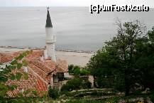 [P12] castelul cu tiglele sale rosii. » foto by sandu.53
 - 
<span class="allrVoted glyphicon glyphicon-heart hidden" id="av121451"></span>
<a class="m-l-10 hidden" id="sv121451" onclick="voting_Foto_DelVot(,121451,3839)" role="button">șterge vot <span class="glyphicon glyphicon-remove"></span></a>
<a id="v9121451" class=" c-red"  onclick="voting_Foto_SetVot(121451)" role="button"><span class="glyphicon glyphicon-heart-empty"></span> <b>LIKE</b> = Votează poza</a> <img class="hidden"  id="f121451W9" src="/imagini/loader.gif" border="0" /><span class="AjErrMes hidden" id="e121451ErM"></span>