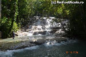 P15 [OCT-2014] Cascada Dunn's River Falls inainte de urcare