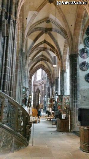 [P01] St Lorenz Kirche Nurnberg » foto by robert
 - 
<span class="allrVoted glyphicon glyphicon-heart hidden" id="av694455"></span>
<a class="m-l-10 hidden" id="sv694455" onclick="voting_Foto_DelVot(,694455,3842)" role="button">șterge vot <span class="glyphicon glyphicon-remove"></span></a>
<a id="v9694455" class=" c-red"  onclick="voting_Foto_SetVot(694455)" role="button"><span class="glyphicon glyphicon-heart-empty"></span> <b>LIKE</b> = Votează poza</a> <img class="hidden"  id="f694455W9" src="/imagini/loader.gif" border="0" /><span class="AjErrMes hidden" id="e694455ErM"></span>