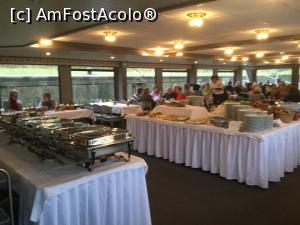 [P10] Aici era salonul celor ce aveau masa inclusa » foto by mishu
 - 
<span class="allrVoted glyphicon glyphicon-heart hidden" id="av1041289"></span>
<a class="m-l-10 hidden" id="sv1041289" onclick="voting_Foto_DelVot(,1041289,3842)" role="button">șterge vot <span class="glyphicon glyphicon-remove"></span></a>
<a id="v91041289" class=" c-red"  onclick="voting_Foto_SetVot(1041289)" role="button"><span class="glyphicon glyphicon-heart-empty"></span> <b>LIKE</b> = Votează poza</a> <img class="hidden"  id="f1041289W9" src="/imagini/loader.gif" border="0" /><span class="AjErrMes hidden" id="e1041289ErM"></span>