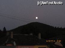 [P36] si duminica seara , la intoarcerea spre Bucuresti, era luna plina. » foto by a.sr*
 - 
<span class="allrVoted glyphicon glyphicon-heart hidden" id="av256299"></span>
<a class="m-l-10 hidden" id="sv256299" onclick="voting_Foto_DelVot(,256299,3846)" role="button">șterge vot <span class="glyphicon glyphicon-remove"></span></a>
<a id="v9256299" class=" c-red"  onclick="voting_Foto_SetVot(256299)" role="button"><span class="glyphicon glyphicon-heart-empty"></span> <b>LIKE</b> = Votează poza</a> <img class="hidden"  id="f256299W9" src="/imagini/loader.gif" border="0" /><span class="AjErrMes hidden" id="e256299ErM"></span>