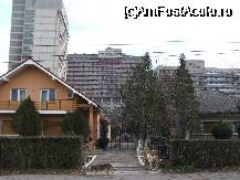 [P26] Baile Felix - Hotel Somes, Hotel Mures, Hotel Unirea » foto by danoradea
 - 
<span class="allrVoted glyphicon glyphicon-heart hidden" id="av30148"></span>
<a class="m-l-10 hidden" id="sv30148" onclick="voting_Foto_DelVot(,30148,3846)" role="button">șterge vot <span class="glyphicon glyphicon-remove"></span></a>
<a id="v930148" class=" c-red"  onclick="voting_Foto_SetVot(30148)" role="button"><span class="glyphicon glyphicon-heart-empty"></span> <b>LIKE</b> = Votează poza</a> <img class="hidden"  id="f30148W9" src="/imagini/loader.gif" border="0" /><span class="AjErrMes hidden" id="e30148ErM"></span>