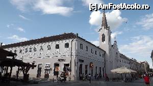 [P13] Oradea - biserica Sf. Ana » foto by Nicu Teusdea
 - 
<span class="allrVoted glyphicon glyphicon-heart hidden" id="av480036"></span>
<a class="m-l-10 hidden" id="sv480036" onclick="voting_Foto_DelVot(,480036,3848)" role="button">șterge vot <span class="glyphicon glyphicon-remove"></span></a>
<a id="v9480036" class=" c-red"  onclick="voting_Foto_SetVot(480036)" role="button"><span class="glyphicon glyphicon-heart-empty"></span> <b>LIKE</b> = Votează poza</a> <img class="hidden"  id="f480036W9" src="/imagini/loader.gif" border="0" /><span class="AjErrMes hidden" id="e480036ErM"></span>
