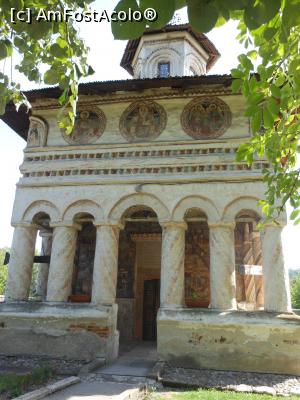 [P19] Biserica veche din Măldăreștii de Sus - Icoanele sfintilor ocrotitori. » foto by iulianic
 - 
<span class="allrVoted glyphicon glyphicon-heart hidden" id="av1256769"></span>
<a class="m-l-10 hidden" id="sv1256769" onclick="voting_Foto_DelVot(,1256769,3860)" role="button">șterge vot <span class="glyphicon glyphicon-remove"></span></a>
<a id="v91256769" class=" c-red"  onclick="voting_Foto_SetVot(1256769)" role="button"><span class="glyphicon glyphicon-heart-empty"></span> <b>LIKE</b> = Votează poza</a> <img class="hidden"  id="f1256769W9" src="/imagini/loader.gif" border="0" /><span class="AjErrMes hidden" id="e1256769ErM"></span>