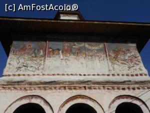 [P14] Horezu - Biserica din T&acirc;rg sau Biserica &ldquo;Intrarea &icirc;n Biserică a Maicii Domnului&rdquo;. » foto by iulianic
 - 
<span class="allrVoted glyphicon glyphicon-heart hidden" id="av1257870"></span>
<a class="m-l-10 hidden" id="sv1257870" onclick="voting_Foto_DelVot(,1257870,3860)" role="button">șterge vot <span class="glyphicon glyphicon-remove"></span></a>
<a id="v91257870" class=" c-red"  onclick="voting_Foto_SetVot(1257870)" role="button"><span class="glyphicon glyphicon-heart-empty"></span> <b>LIKE</b> = Votează poza</a> <img class="hidden"  id="f1257870W9" src="/imagini/loader.gif" border="0" /><span class="AjErrMes hidden" id="e1257870ErM"></span>