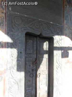 [P21] Horezu - Biserica din T&acirc;rg sau Biserica &ldquo;Intrarea &icirc;n Biserică a Maicii Domnului&rdquo;. » foto by iulianic
 - 
<span class="allrVoted glyphicon glyphicon-heart hidden" id="av1257877"></span>
<a class="m-l-10 hidden" id="sv1257877" onclick="voting_Foto_DelVot(,1257877,3860)" role="button">șterge vot <span class="glyphicon glyphicon-remove"></span></a>
<a id="v91257877" class=" c-red"  onclick="voting_Foto_SetVot(1257877)" role="button"><span class="glyphicon glyphicon-heart-empty"></span> <b>LIKE</b> = Votează poza</a> <img class="hidden"  id="f1257877W9" src="/imagini/loader.gif" border="0" /><span class="AjErrMes hidden" id="e1257877ErM"></span>