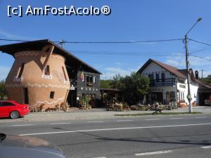 [P25] Horezu - Atelier de ceramică Pietraru. » foto by iulianic
 - 
<span class="allrVoted glyphicon glyphicon-heart hidden" id="av1257881"></span>
<a class="m-l-10 hidden" id="sv1257881" onclick="voting_Foto_DelVot(,1257881,3860)" role="button">șterge vot <span class="glyphicon glyphicon-remove"></span></a>
<a id="v91257881" class=" c-red"  onclick="voting_Foto_SetVot(1257881)" role="button"><span class="glyphicon glyphicon-heart-empty"></span> <b>LIKE</b> = Votează poza</a> <img class="hidden"  id="f1257881W9" src="/imagini/loader.gif" border="0" /><span class="AjErrMes hidden" id="e1257881ErM"></span>