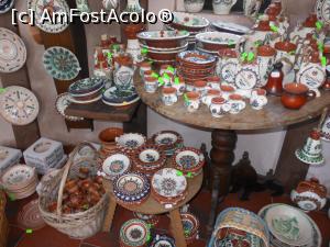 [P28] Horezu - Atelier de ceramică Pietraru. » foto by iulianic
 - 
<span class="allrVoted glyphicon glyphicon-heart hidden" id="av1257884"></span>
<a class="m-l-10 hidden" id="sv1257884" onclick="voting_Foto_DelVot(,1257884,3860)" role="button">șterge vot <span class="glyphicon glyphicon-remove"></span></a>
<a id="v91257884" class=" c-red"  onclick="voting_Foto_SetVot(1257884)" role="button"><span class="glyphicon glyphicon-heart-empty"></span> <b>LIKE</b> = Votează poza</a> <img class="hidden"  id="f1257884W9" src="/imagini/loader.gif" border="0" /><span class="AjErrMes hidden" id="e1257884ErM"></span>