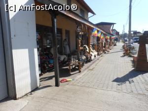 [P32] Horezu - T&acirc;rgul cu de toate. » foto by iulianic
 - 
<span class="allrVoted glyphicon glyphicon-heart hidden" id="av1257888"></span>
<a class="m-l-10 hidden" id="sv1257888" onclick="voting_Foto_DelVot(,1257888,3860)" role="button">șterge vot <span class="glyphicon glyphicon-remove"></span></a>
<a id="v91257888" class=" c-red"  onclick="voting_Foto_SetVot(1257888)" role="button"><span class="glyphicon glyphicon-heart-empty"></span> <b>LIKE</b> = Votează poza</a> <img class="hidden"  id="f1257888W9" src="/imagini/loader.gif" border="0" /><span class="AjErrMes hidden" id="e1257888ErM"></span>