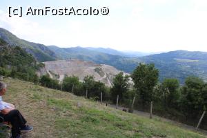 [P06] Cariera de piatră văzută de pe colina de l&acirc;ngă Mănăstirea Arnota, poză mărită » foto by mprofeanu
 - 
<span class="allrVoted glyphicon glyphicon-heart hidden" id="av1199111"></span>
<a class="m-l-10 hidden" id="sv1199111" onclick="voting_Foto_DelVot(,1199111,3860)" role="button">șterge vot <span class="glyphicon glyphicon-remove"></span></a>
<a id="v91199111" class=" c-red"  onclick="voting_Foto_SetVot(1199111)" role="button"><span class="glyphicon glyphicon-heart-empty"></span> <b>LIKE</b> = Votează poza</a> <img class="hidden"  id="f1199111W9" src="/imagini/loader.gif" border="0" /><span class="AjErrMes hidden" id="e1199111ErM"></span>