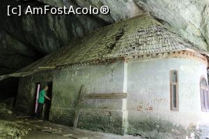 [P60] Peștera Liliecilor, Bisericuța Sfinții Arhangheli era &icirc;nchisă » foto by mprofeanu
 - 
<span class="allrVoted glyphicon glyphicon-heart hidden" id="av1199165"></span>
<a class="m-l-10 hidden" id="sv1199165" onclick="voting_Foto_DelVot(,1199165,3860)" role="button">șterge vot <span class="glyphicon glyphicon-remove"></span></a>
<a id="v91199165" class=" c-red"  onclick="voting_Foto_SetVot(1199165)" role="button"><span class="glyphicon glyphicon-heart-empty"></span> <b>LIKE</b> = Votează poza</a> <img class="hidden"  id="f1199165W9" src="/imagini/loader.gif" border="0" /><span class="AjErrMes hidden" id="e1199165ErM"></span>